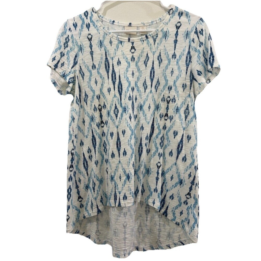 Chicos Sz 0 Womens SZ S Top White Blue Geometric  Print  Hi Lo Hem Short Sleeve